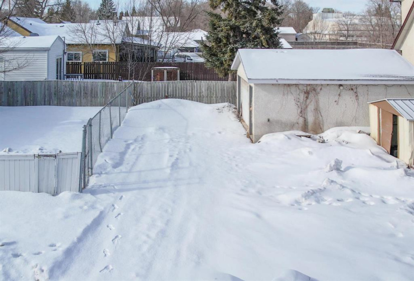 121 Sadler, 2 Bedrooms Bedrooms, 5 Rooms Rooms,1 BathroomBathrooms,Residential,For Sale,Sadler