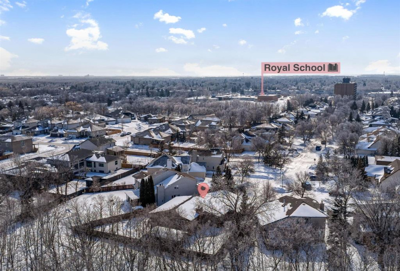 99 Bramble, 3 Bedrooms Bedrooms, 13 Rooms Rooms,2 BathroomsBathrooms,Residential,For Sale,Bramble