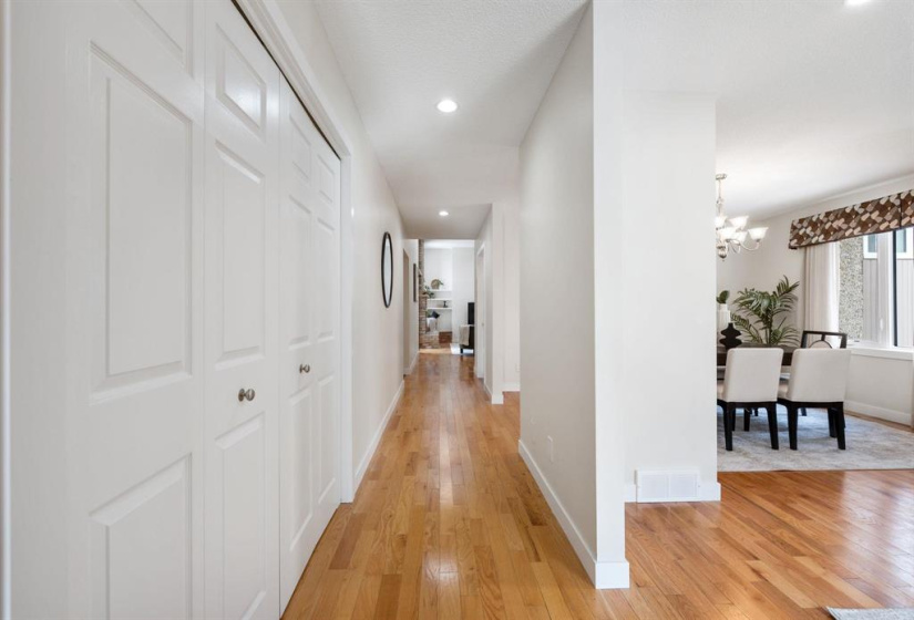 99 Bramble, 3 Bedrooms Bedrooms, 13 Rooms Rooms,2 BathroomsBathrooms,Residential,For Sale,Bramble