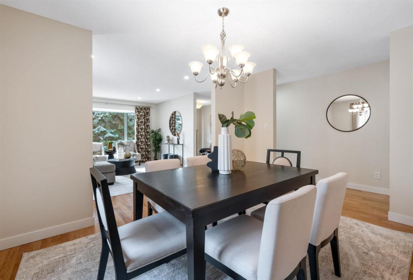 99 Bramble, 3 Bedrooms Bedrooms, 13 Rooms Rooms,2 BathroomsBathrooms,Residential,For Sale,Bramble