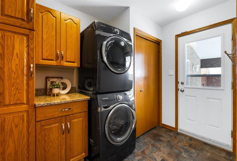 99 Bramble, 3 Bedrooms Bedrooms, 13 Rooms Rooms,2 BathroomsBathrooms,Residential,For Sale,Bramble