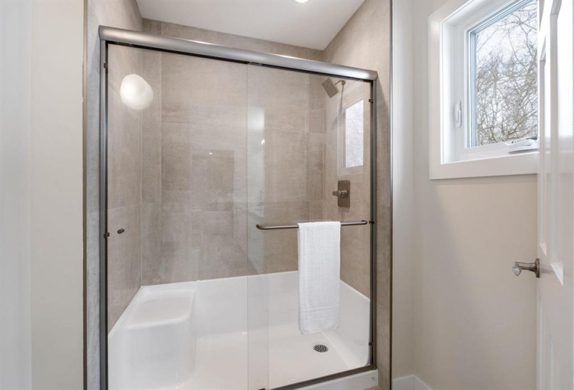 99 Bramble, 3 Bedrooms Bedrooms, 13 Rooms Rooms,2 BathroomsBathrooms,Residential,For Sale,Bramble