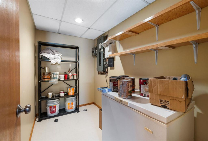 99 Bramble, 3 Bedrooms Bedrooms, 13 Rooms Rooms,2 BathroomsBathrooms,Residential,For Sale,Bramble