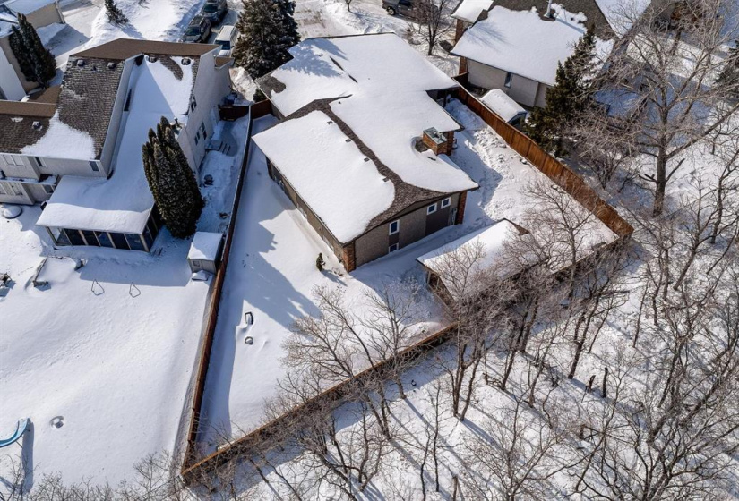 99 Bramble, 3 Bedrooms Bedrooms, 13 Rooms Rooms,2 BathroomsBathrooms,Residential,For Sale,Bramble