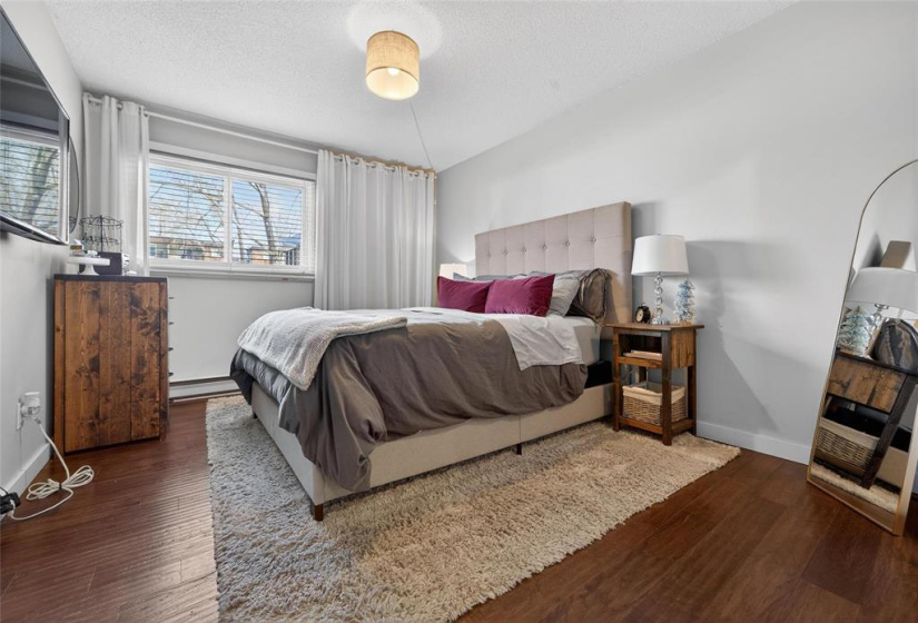 466 Kenaston, 2 Bedrooms Bedrooms, 7 Rooms Rooms,1 BathroomBathrooms,Condominium,For Sale,Kenaston