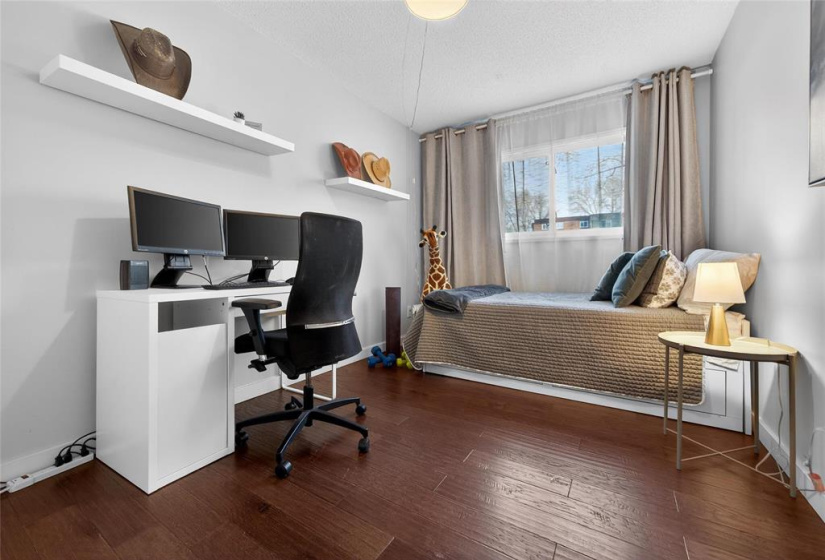 466 Kenaston, 2 Bedrooms Bedrooms, 7 Rooms Rooms,1 BathroomBathrooms,Condominium,For Sale,Kenaston