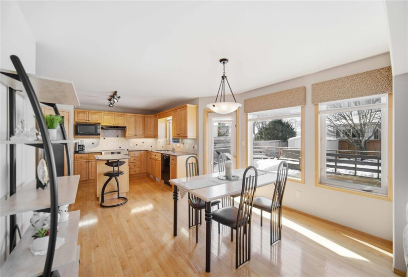 175 Baisinger, 4 Bedrooms Bedrooms, 13 Rooms Rooms,3 BathroomsBathrooms,Residential,For Sale,Baisinger