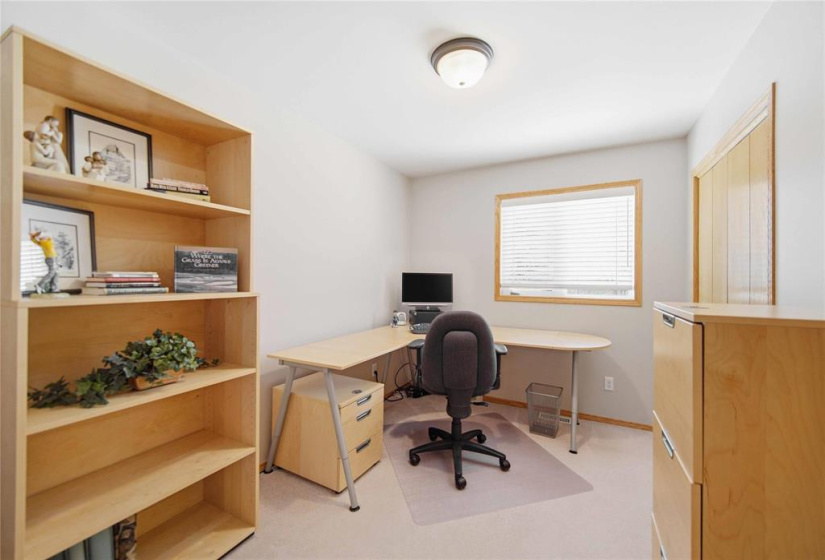 175 Baisinger, 4 Bedrooms Bedrooms, 13 Rooms Rooms,3 BathroomsBathrooms,Residential,For Sale,Baisinger