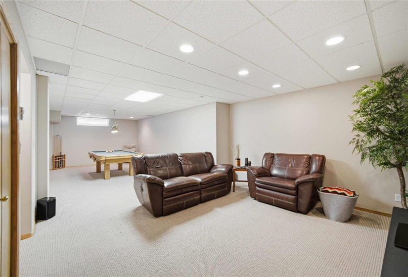 175 Baisinger, 4 Bedrooms Bedrooms, 13 Rooms Rooms,3 BathroomsBathrooms,Residential,For Sale,Baisinger