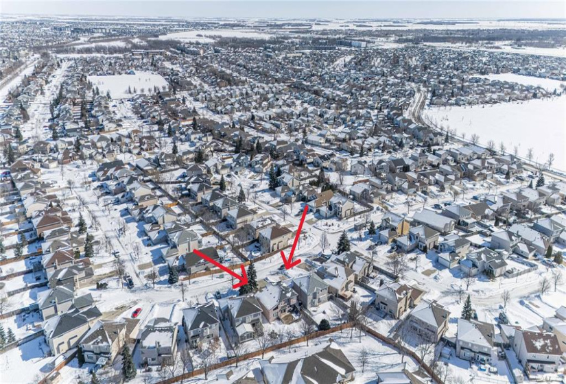 175 Baisinger, 4 Bedrooms Bedrooms, 13 Rooms Rooms,3 BathroomsBathrooms,Residential,For Sale,Baisinger