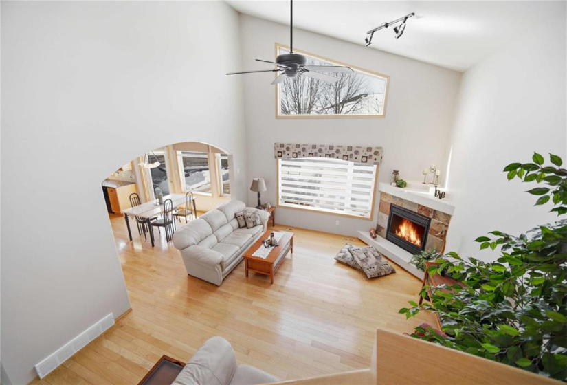 175 Baisinger, 4 Bedrooms Bedrooms, 13 Rooms Rooms,3 BathroomsBathrooms,Residential,For Sale,Baisinger