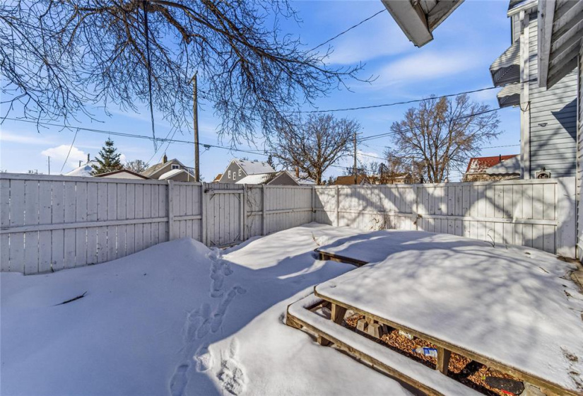 396 Bowman, 3 Bedrooms Bedrooms, 10 Rooms Rooms,1 BathroomBathrooms,Residential,For Sale,Bowman