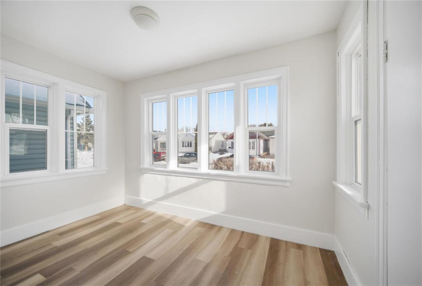 396 Bowman, 3 Bedrooms Bedrooms, 10 Rooms Rooms,1 BathroomBathrooms,Residential,For Sale,Bowman