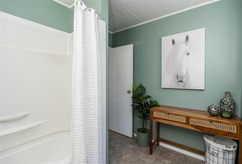 799 Lorette, 2 Bedrooms Bedrooms, 8 Rooms Rooms,1 BathroomBathrooms,Residential,For Sale,Lorette