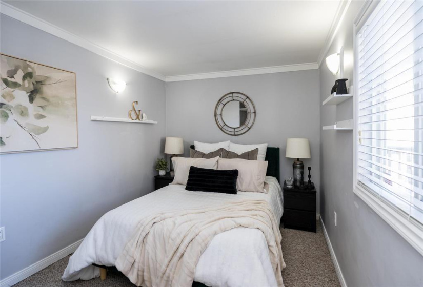 799 Lorette, 2 Bedrooms Bedrooms, 8 Rooms Rooms,1 BathroomBathrooms,Residential,For Sale,Lorette