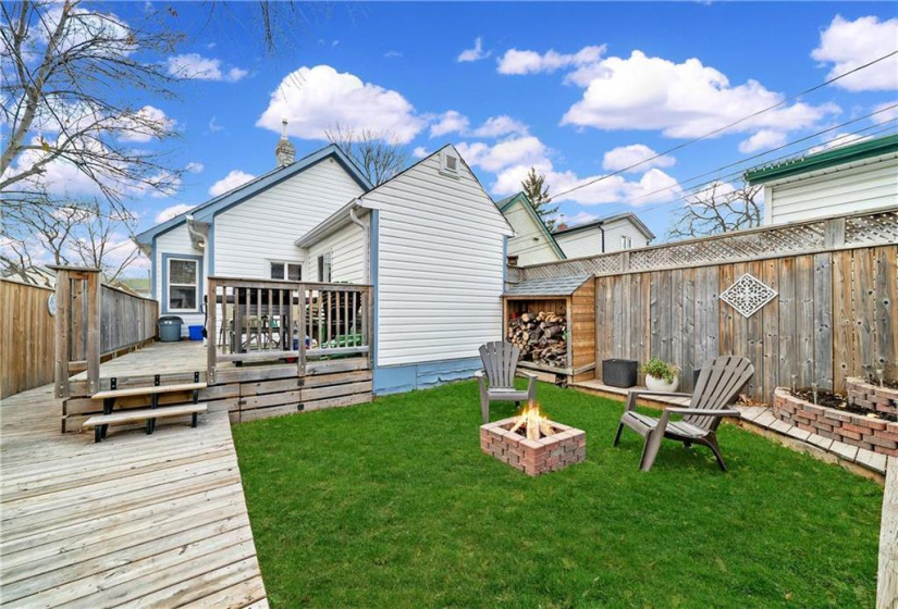 799 Lorette, 2 Bedrooms Bedrooms, 8 Rooms Rooms,1 BathroomBathrooms,Residential,For Sale,Lorette