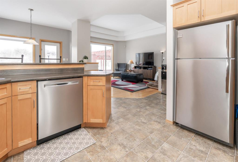 14 RIVER, 3 Bedrooms Bedrooms, 9 Rooms Rooms,2 BathroomsBathrooms,Residential,For Sale,RIVER