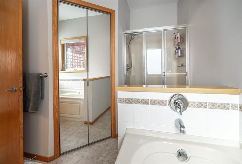 14 RIVER, 3 Bedrooms Bedrooms, 9 Rooms Rooms,2 BathroomsBathrooms,Residential,For Sale,RIVER