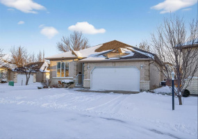 100 Royal Mint, 2 Bedrooms Bedrooms, 11 Rooms Rooms,3 BathroomsBathrooms,Condominium,For Sale,Royal Mint