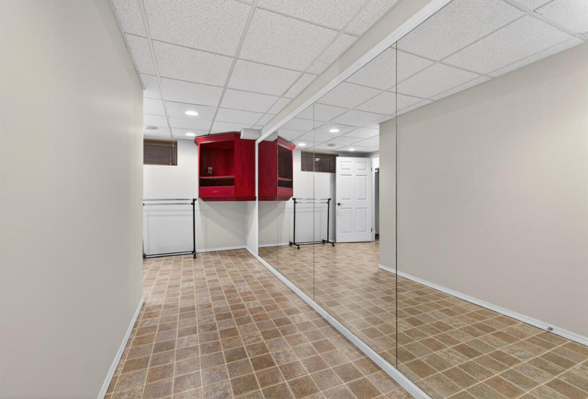 100 Royal Mint, 2 Bedrooms Bedrooms, 11 Rooms Rooms,3 BathroomsBathrooms,Condominium,For Sale,Royal Mint