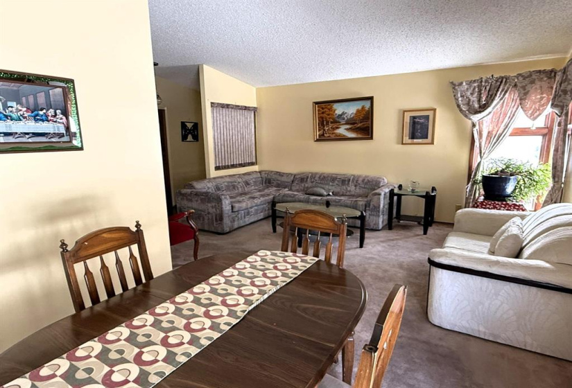 233 Stradford, 3 Bedrooms Bedrooms, 12 Rooms Rooms,2 BathroomsBathrooms,Residential,For Sale,Stradford