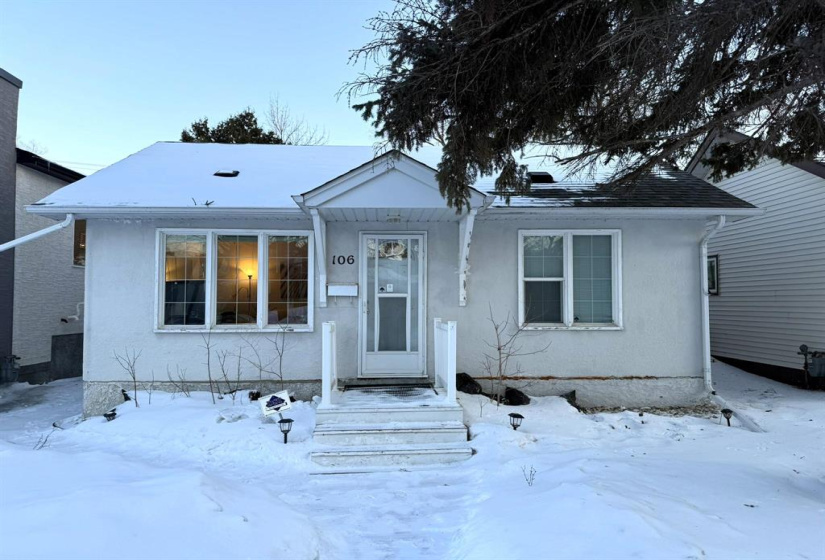 106 Pilgrim, 2 Bedrooms Bedrooms, 8 Rooms Rooms,1 BathroomBathrooms,Residential,For Sale,Pilgrim