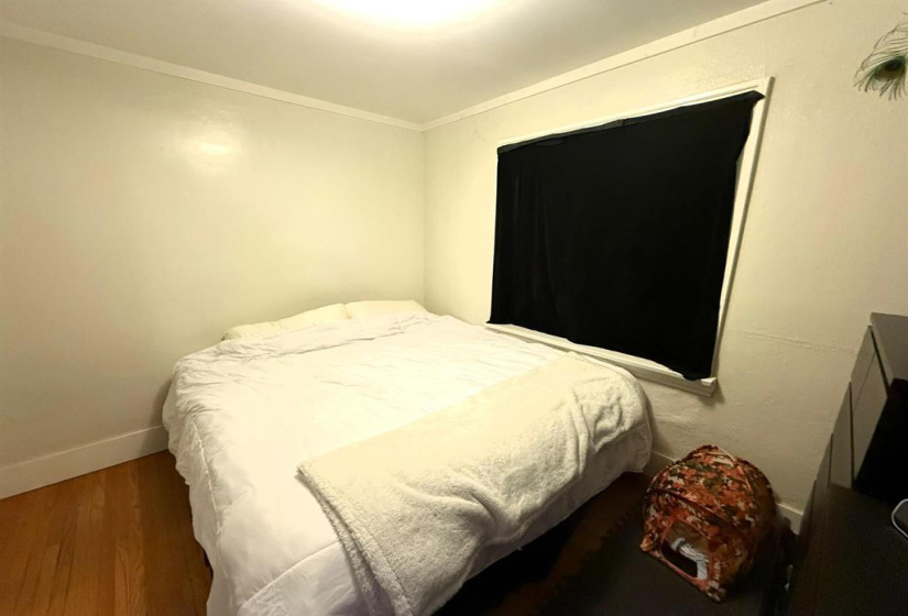 106 Pilgrim, 2 Bedrooms Bedrooms, 8 Rooms Rooms,1 BathroomBathrooms,Residential,For Sale,Pilgrim