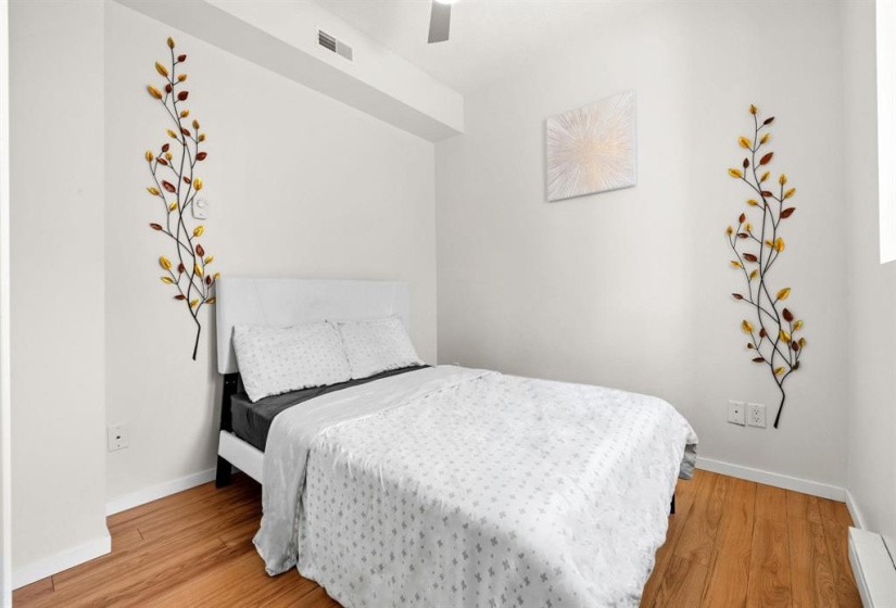 204 Day, 2 Bedrooms Bedrooms, 9 Rooms Rooms,2 BathroomsBathrooms,Condominium,For Sale,Day