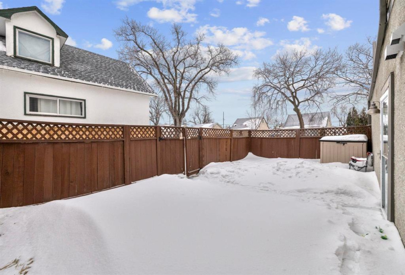 204 Day, 2 Bedrooms Bedrooms, 9 Rooms Rooms,2 BathroomsBathrooms,Condominium,For Sale,Day