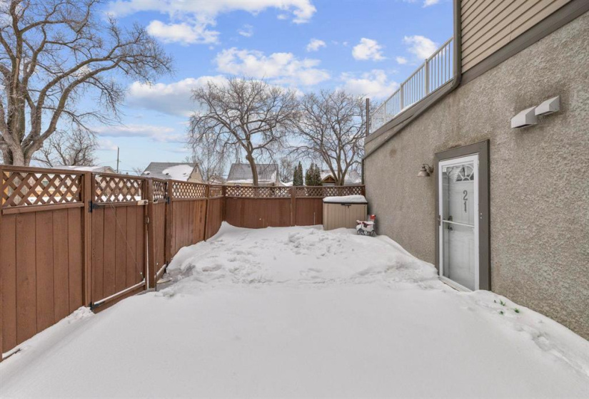 204 Day, 2 Bedrooms Bedrooms, 9 Rooms Rooms,2 BathroomsBathrooms,Condominium,For Sale,Day