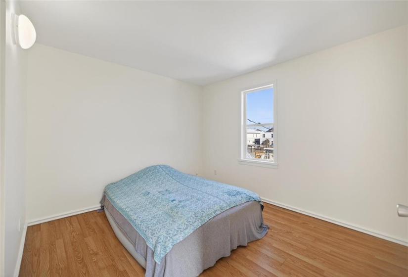 369 Stella, 3 Bedrooms Bedrooms, 9 Rooms Rooms,1 BathroomBathrooms,Residential,For Sale,Stella