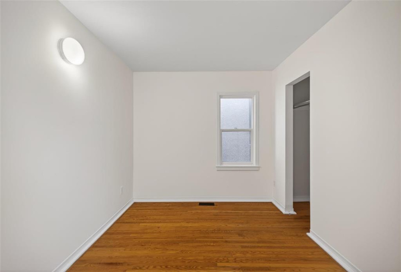 369 Stella, 3 Bedrooms Bedrooms, 9 Rooms Rooms,1 BathroomBathrooms,Residential,For Sale,Stella