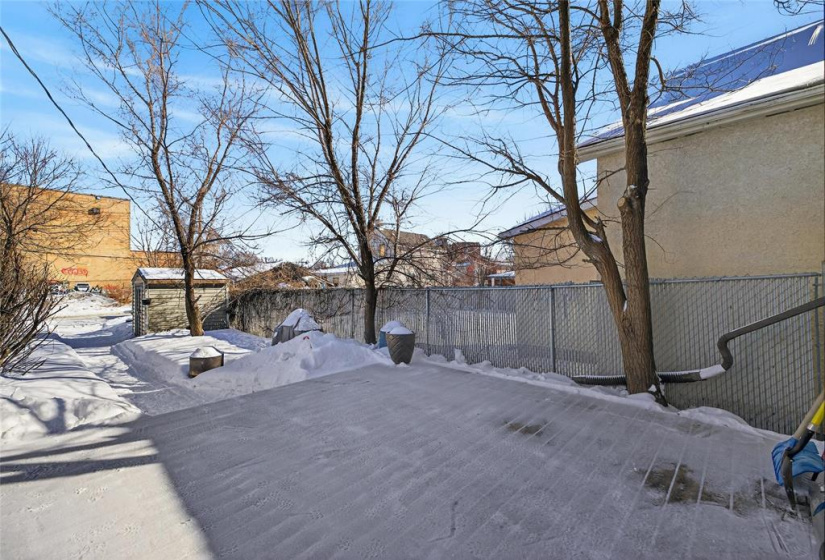 369 Stella, 3 Bedrooms Bedrooms, 9 Rooms Rooms,1 BathroomBathrooms,Residential,For Sale,Stella