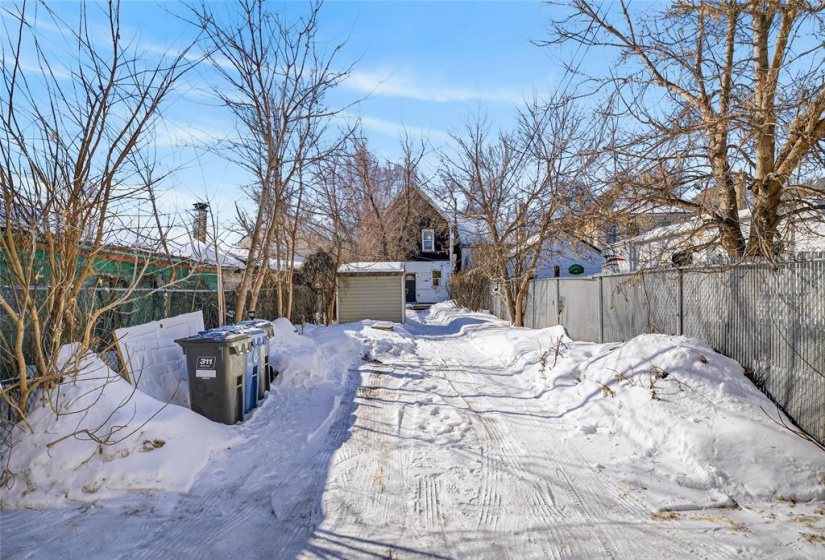 369 Stella, 3 Bedrooms Bedrooms, 9 Rooms Rooms,1 BathroomBathrooms,Residential,For Sale,Stella