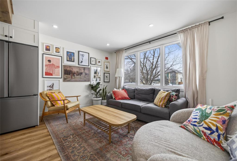 450 Elmhurst, 4 Bedrooms Bedrooms, 12 Rooms Rooms,2 BathroomsBathrooms,Residential,For Sale,Elmhurst