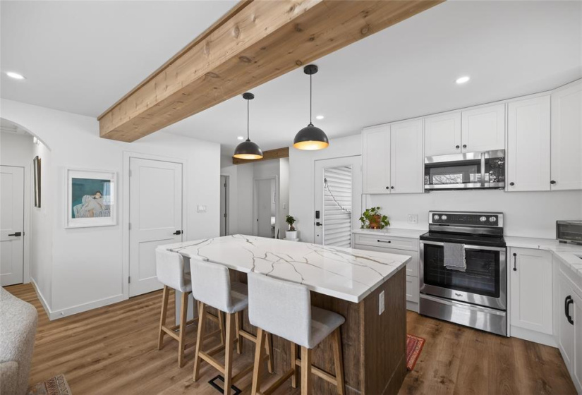 450 Elmhurst, 4 Bedrooms Bedrooms, 12 Rooms Rooms,2 BathroomsBathrooms,Residential,For Sale,Elmhurst