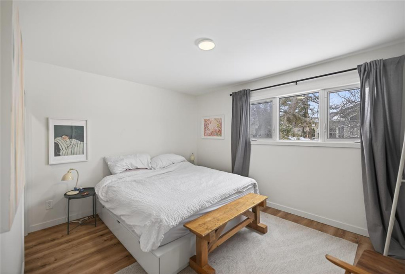 450 Elmhurst, 4 Bedrooms Bedrooms, 12 Rooms Rooms,2 BathroomsBathrooms,Residential,For Sale,Elmhurst