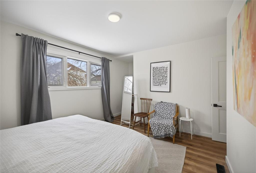 450 Elmhurst, 4 Bedrooms Bedrooms, 12 Rooms Rooms,2 BathroomsBathrooms,Residential,For Sale,Elmhurst