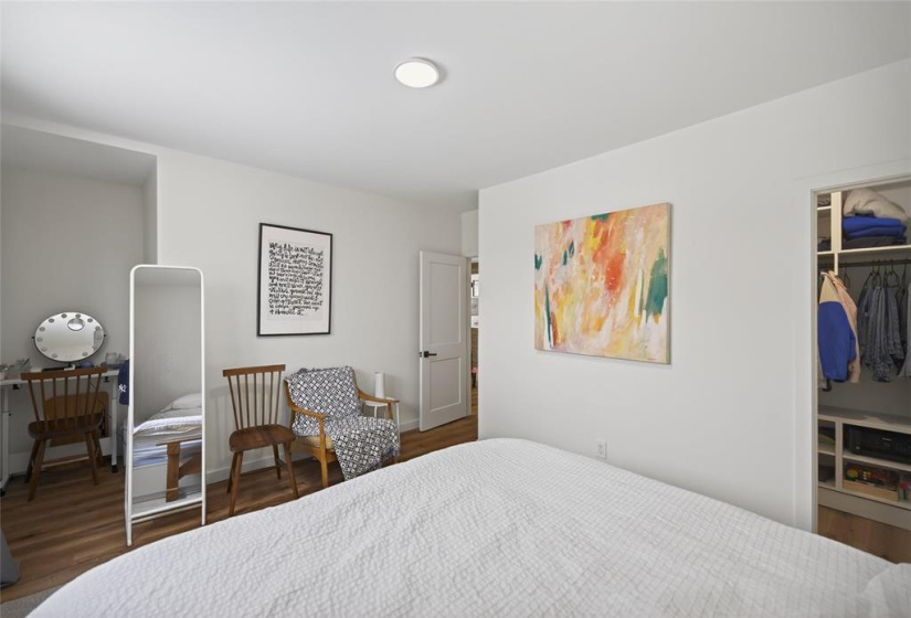 450 Elmhurst, 4 Bedrooms Bedrooms, 12 Rooms Rooms,2 BathroomsBathrooms,Residential,For Sale,Elmhurst