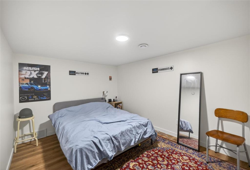 450 Elmhurst, 4 Bedrooms Bedrooms, 12 Rooms Rooms,2 BathroomsBathrooms,Residential,For Sale,Elmhurst