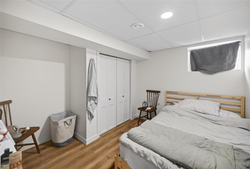 450 Elmhurst, 4 Bedrooms Bedrooms, 12 Rooms Rooms,2 BathroomsBathrooms,Residential,For Sale,Elmhurst