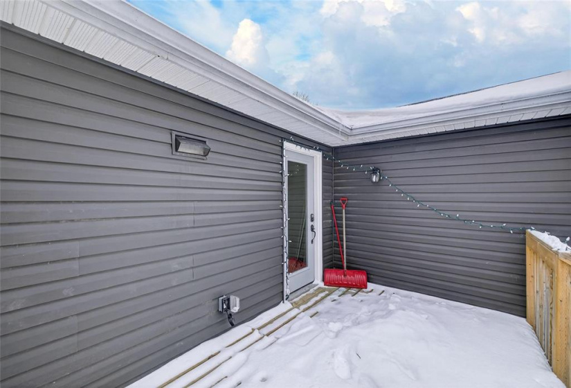 450 Elmhurst, 4 Bedrooms Bedrooms, 12 Rooms Rooms,2 BathroomsBathrooms,Residential,For Sale,Elmhurst