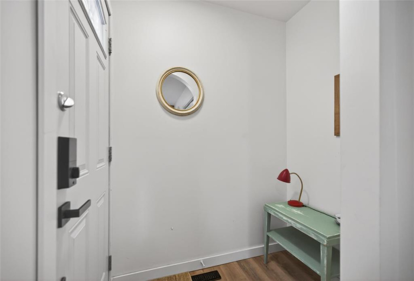 450 Elmhurst, 4 Bedrooms Bedrooms, 12 Rooms Rooms,2 BathroomsBathrooms,Residential,For Sale,Elmhurst