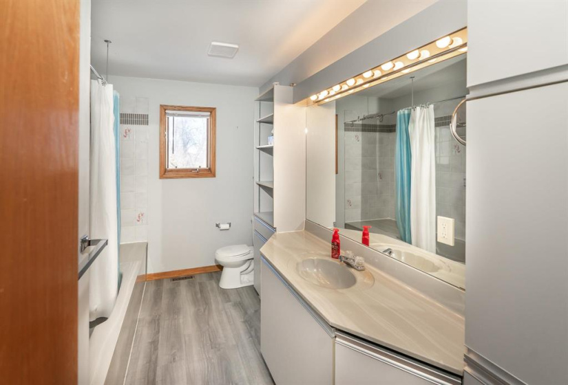 Generously sized main bath