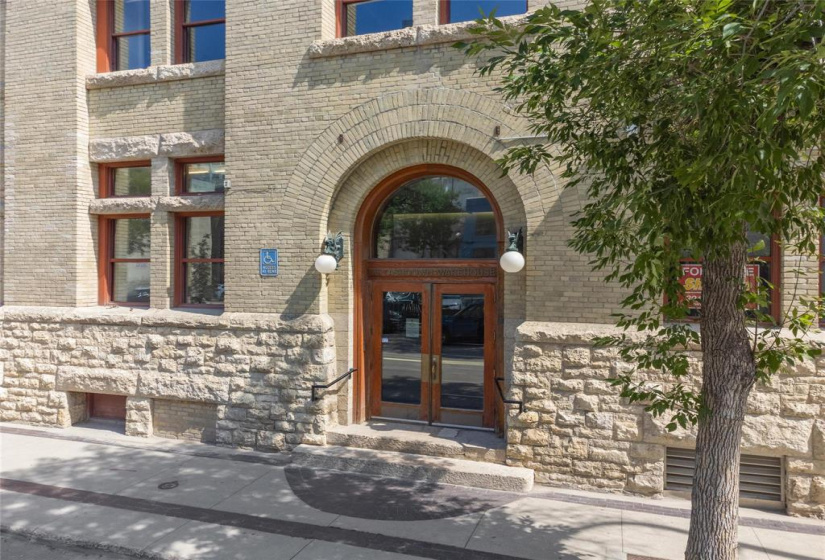 167 Bannatyne, 1 Bedroom Bedrooms, 5 Rooms Rooms,1 BathroomBathrooms,Condominium,For Sale,Bannatyne