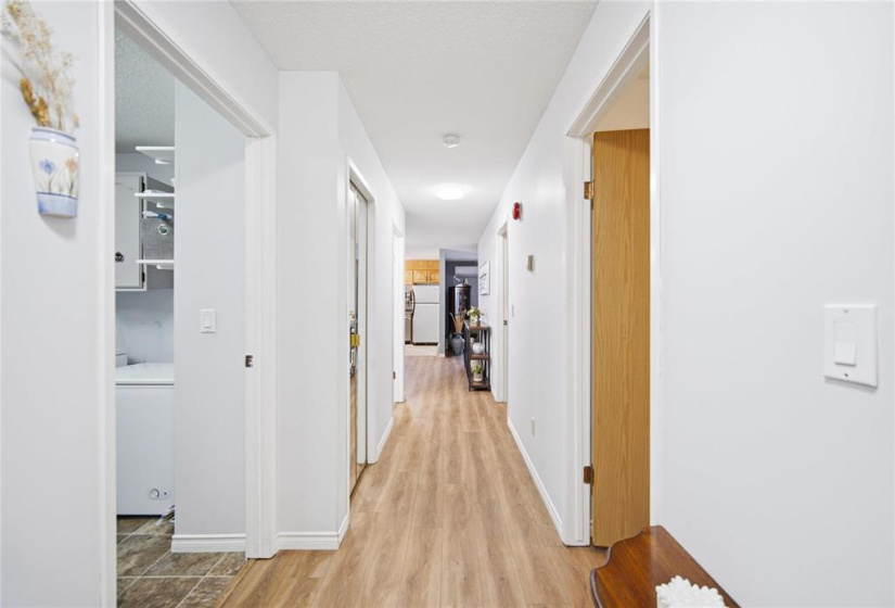 681 St Anne's, 2 Bedrooms Bedrooms, 7 Rooms Rooms,1 BathroomBathrooms,Condominium,For Sale,St Anne's