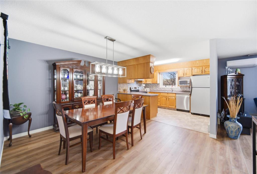 681 St Anne's, 2 Bedrooms Bedrooms, 7 Rooms Rooms,1 BathroomBathrooms,Condominium,For Sale,St Anne's