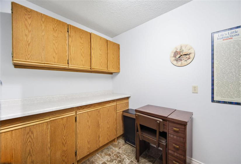 681 St Anne's, 2 Bedrooms Bedrooms, 7 Rooms Rooms,1 BathroomBathrooms,Condominium,For Sale,St Anne's