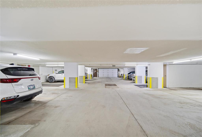 681 St Anne's, 2 Bedrooms Bedrooms, 7 Rooms Rooms,1 BathroomBathrooms,Condominium,For Sale,St Anne's