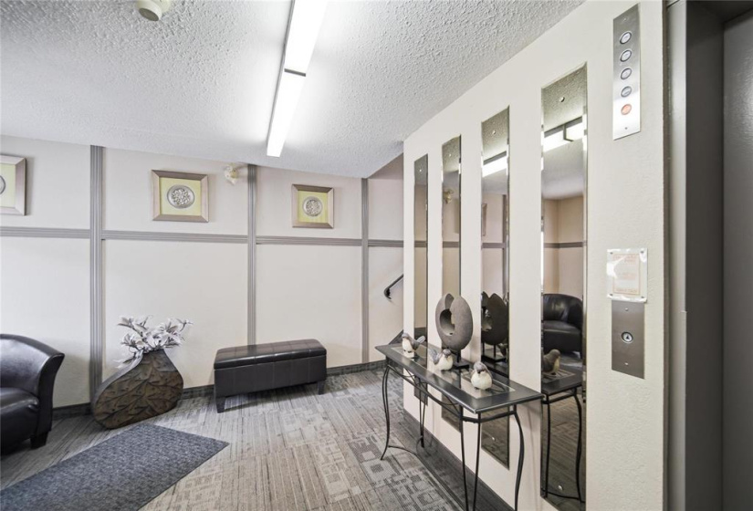 681 St Anne's, 2 Bedrooms Bedrooms, 7 Rooms Rooms,1 BathroomBathrooms,Condominium,For Sale,St Anne's